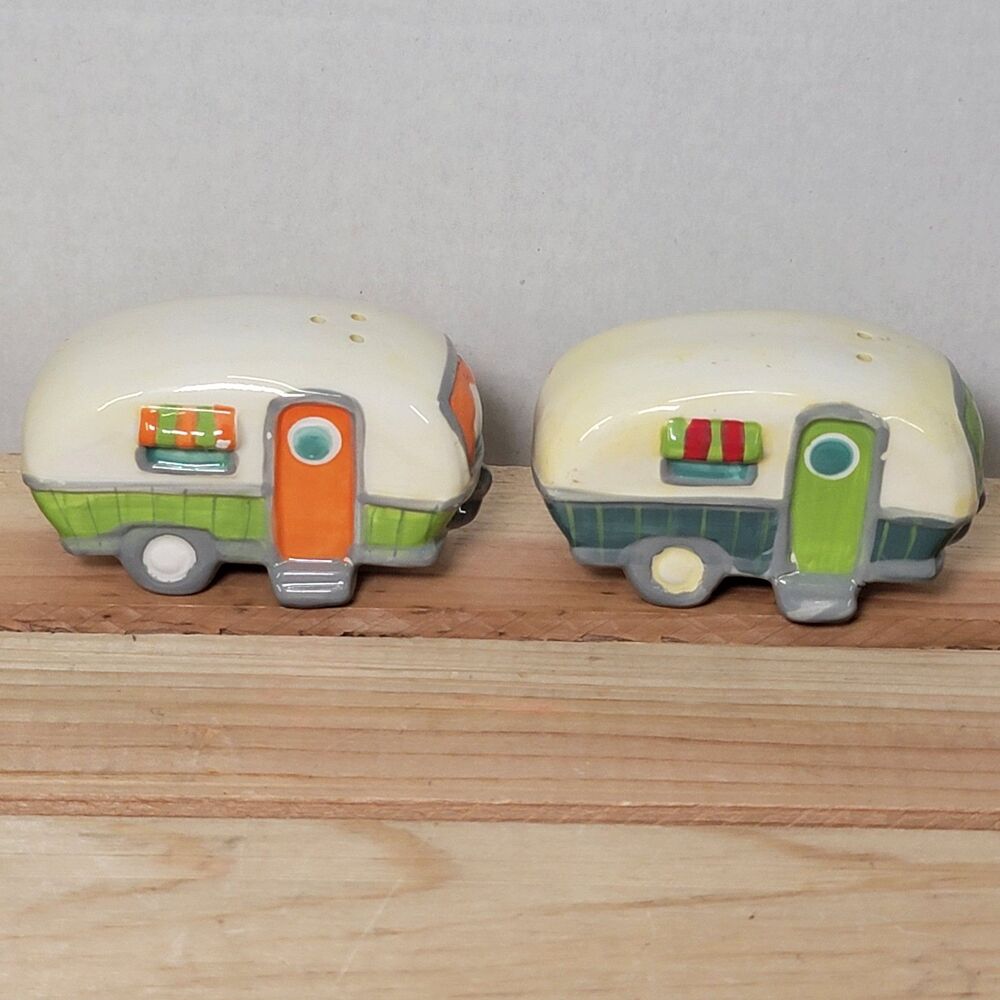 Ceramic Travel Trailers Salt & Pepper Set